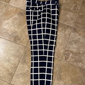 Ladie slim cropped pants
